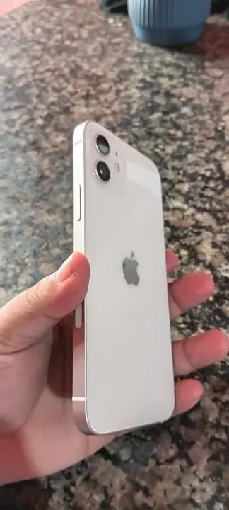 Vendo IPHONE 12 normal  - Foto 2