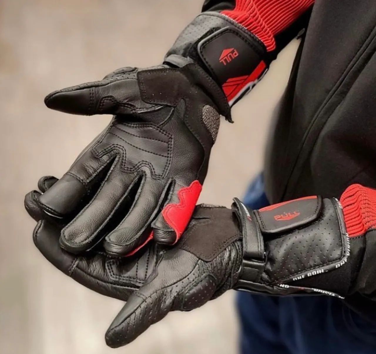Luva ALPINESTARS SP8 V3 - Foto 4
