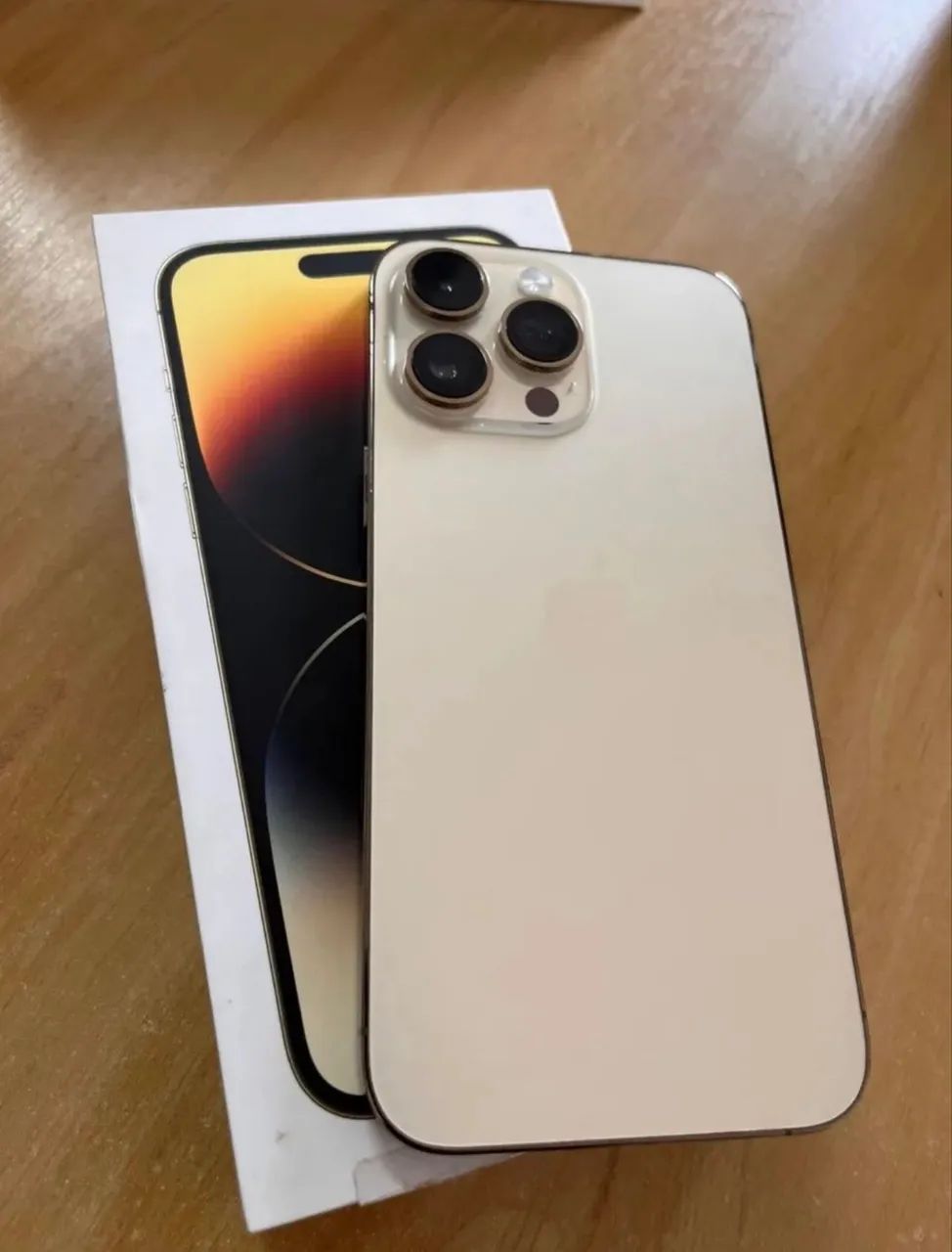iPhone 14 Pro Max 256gb gold impecável - Celulares e Smartphones