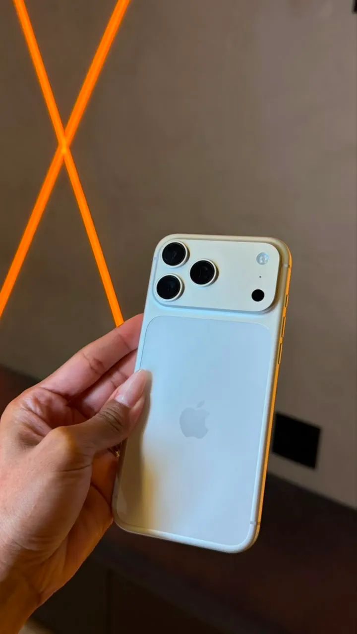 17 PRO NOVO DE 512GB BRANCO - GARANTIA APPLE