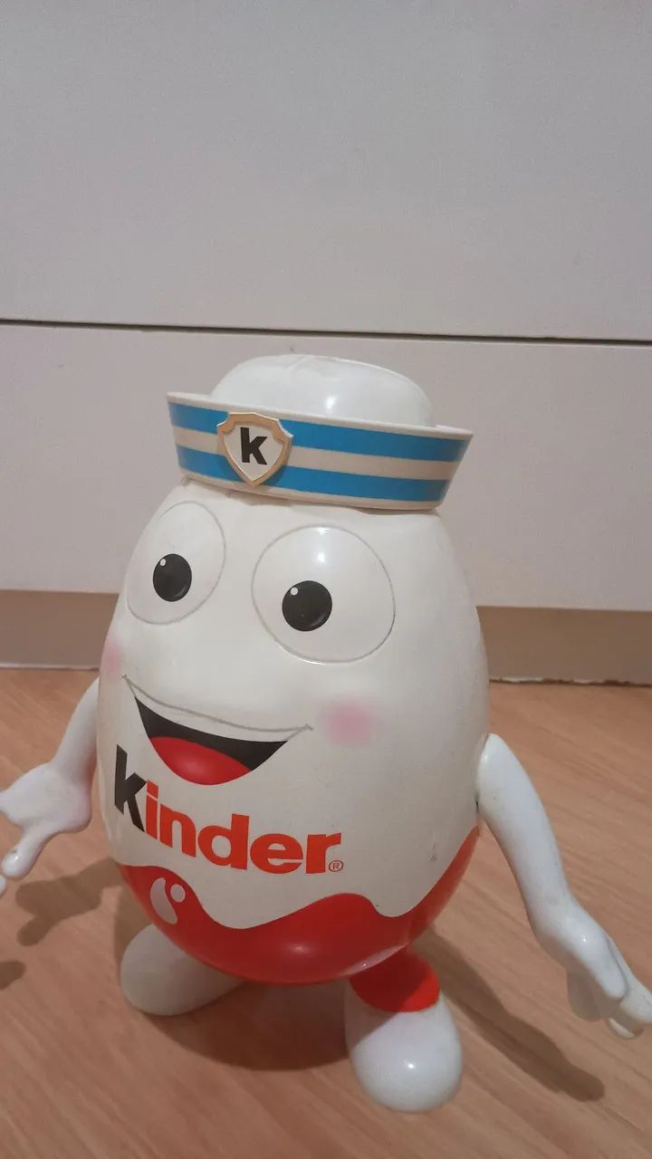 Bonecos Kinder ovo com espaço oco pra guardar coisas  - Foto 3