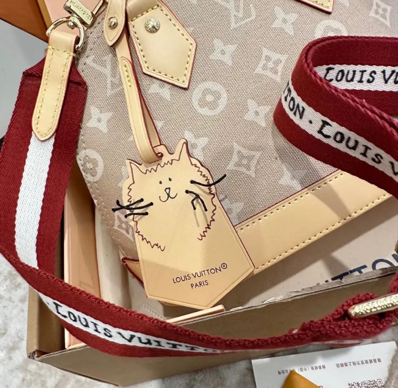 Bolsa alma bb - Louis Vuitton- edição limitada  - Foto 3