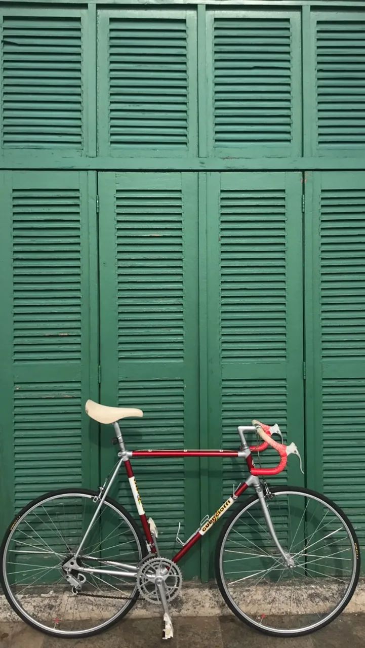 Bicicleta clássica de estrada
