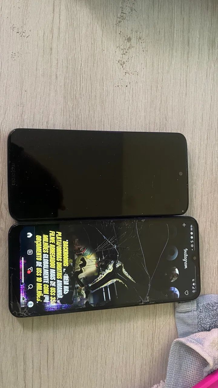 venda 3 celulares quebrados