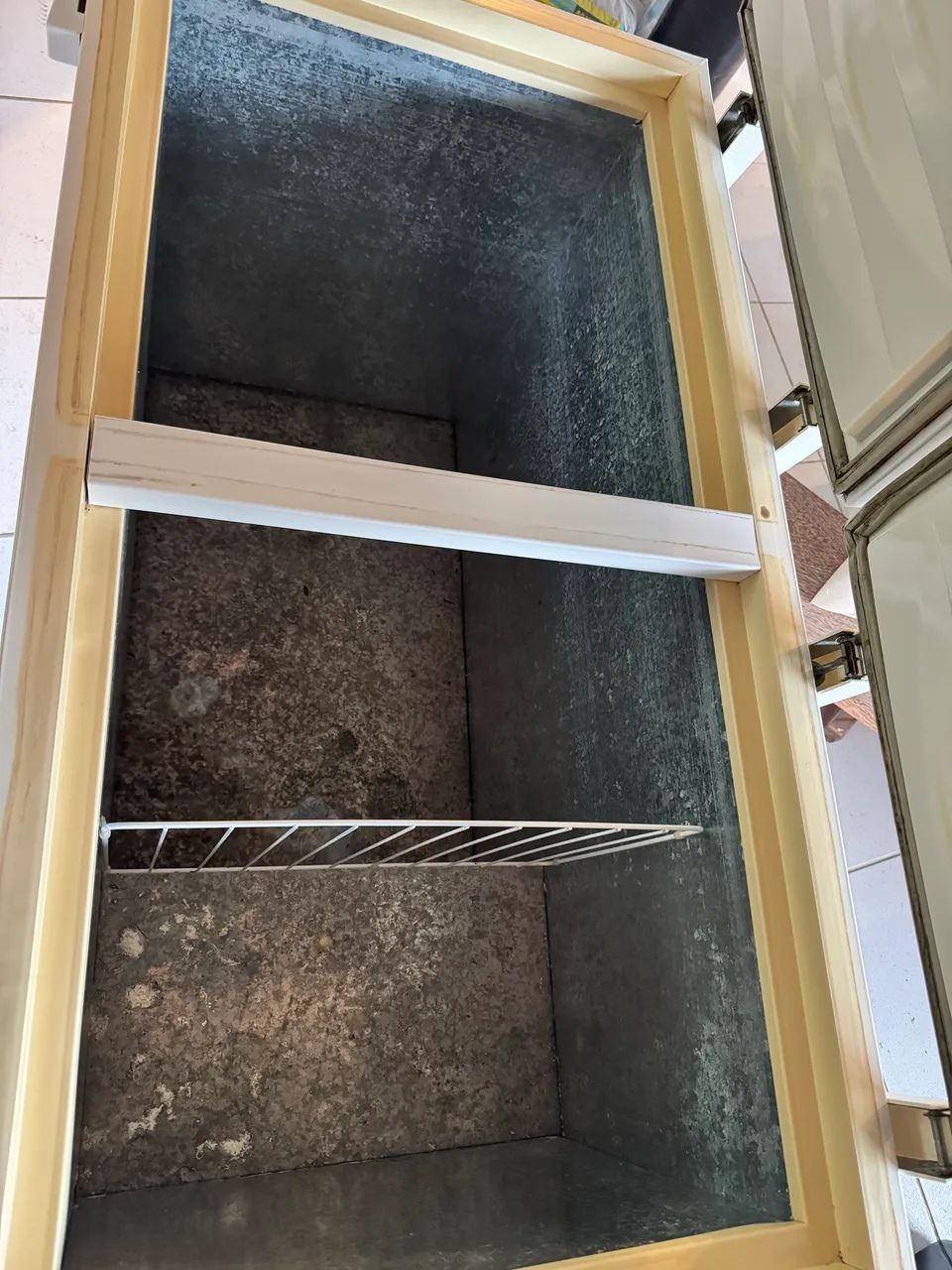 Freezer/Cooler H400 Electrolux