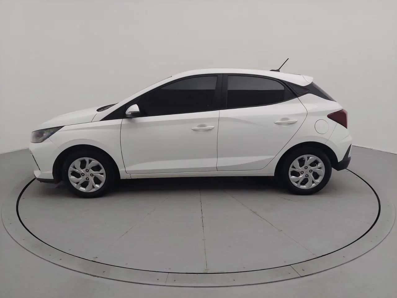 Hyundai HB20 Comfort Plus 1.0 Flex 12V Mec., foto 2 de 18