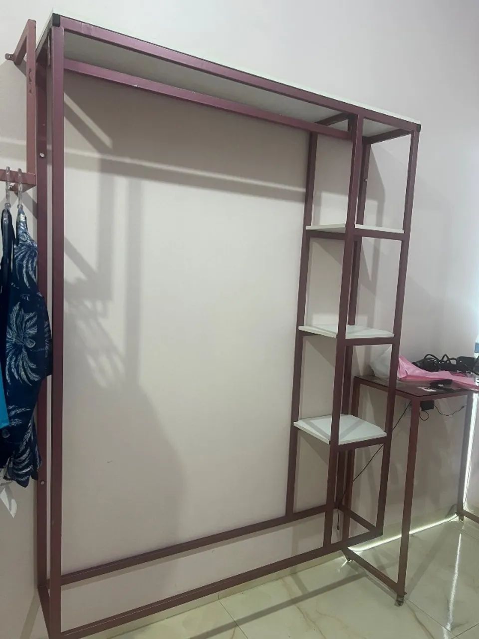 Arara de roupas 