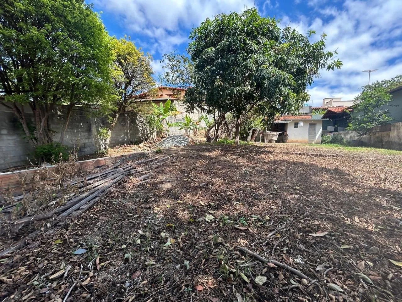 LOTE À VENDA NO BAIRRO BRAÚNAS 367M²! - Foto 4