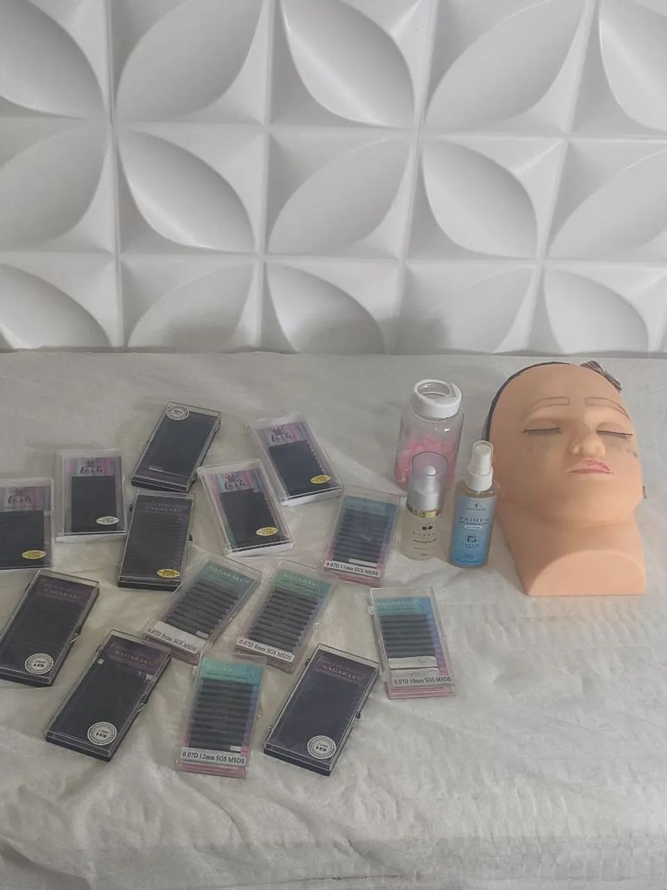 Produtos extensão de cílios 