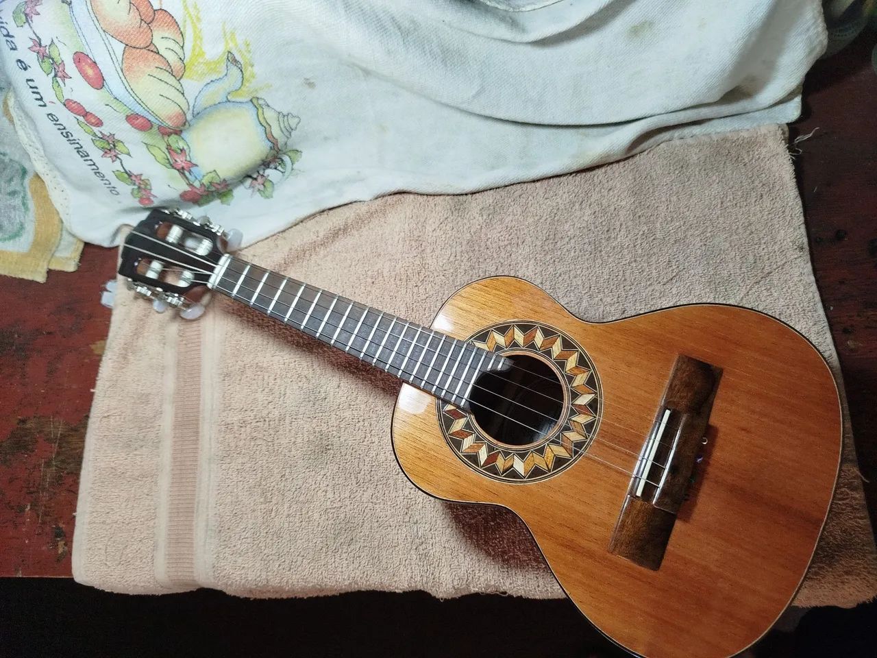CAVAQUINHO LUTHIER 