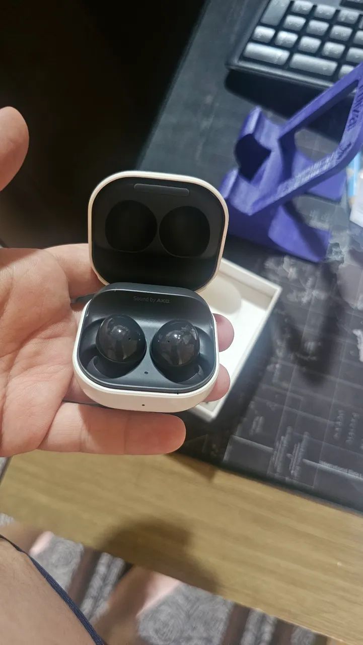 Fone de ouvido buds2