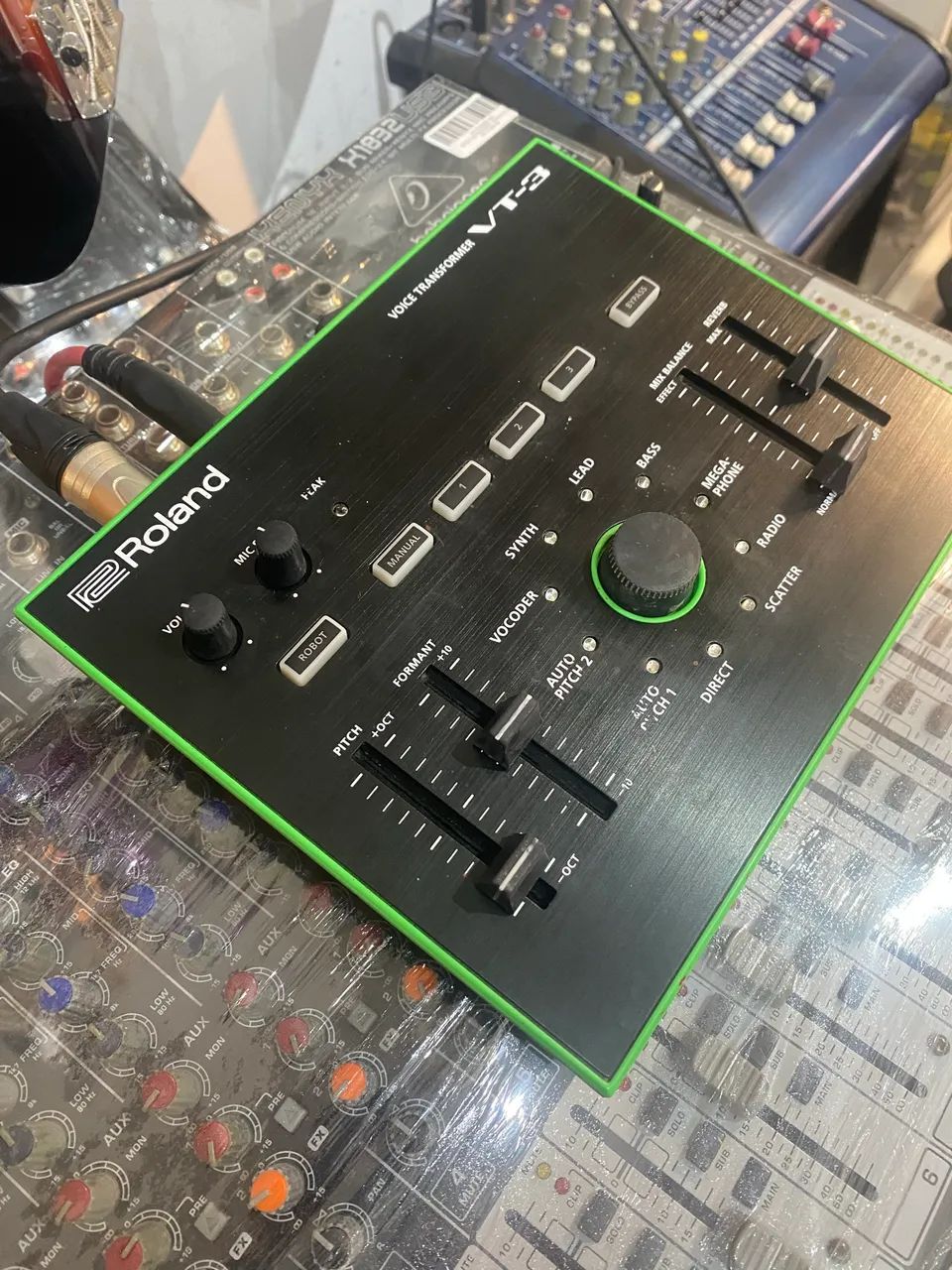 Multi Efeito para Voz Roland VT-3 Voice Transformer - Foto 3