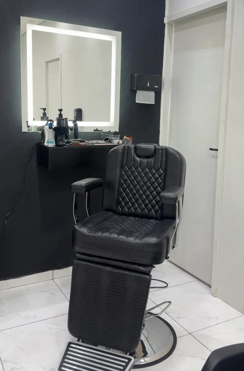 Cadeira de barbeiro Poltrona reclinável com encosto reclinável com base redonda, cor preta - Foto 2