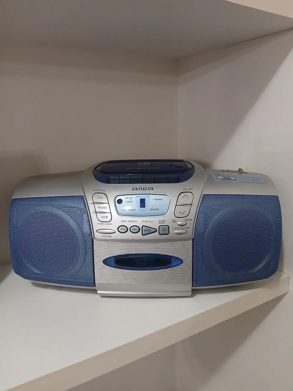 Som portátil AIWA