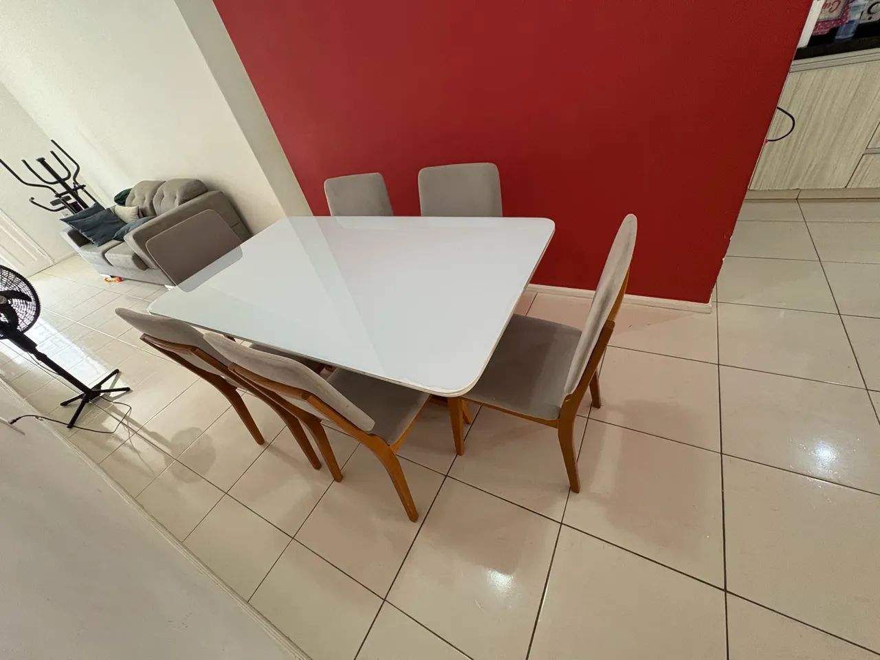 Mesa de jantar com 6 cadeiras - Foto 5