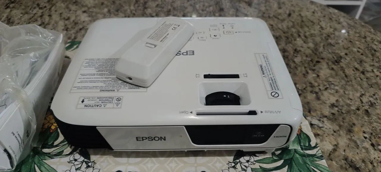 Projetor Epson l36 - Foto 5