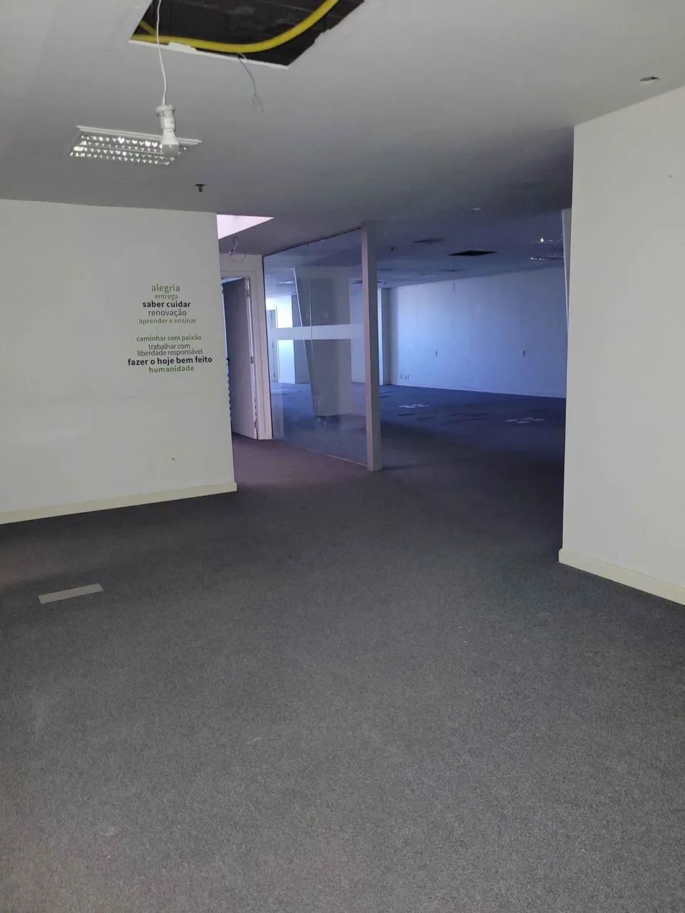 Conjunto de Salas Comerciai - Foto 3