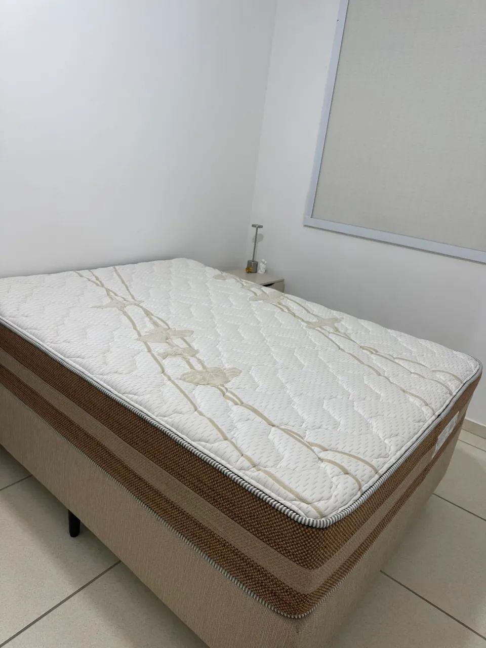 Cama de casal nova 