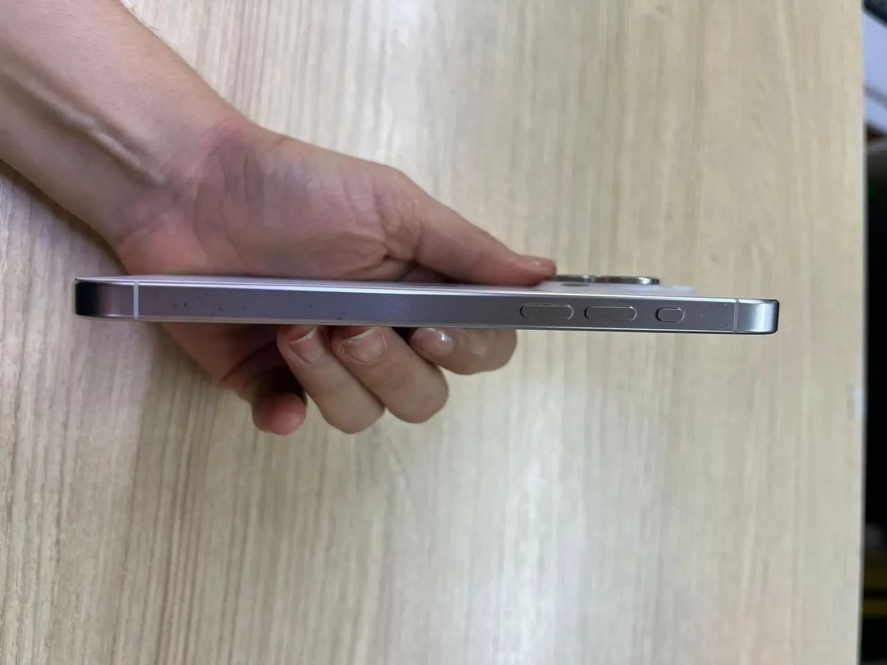 iPhone 15Pro Max SILVER - Celulares e Smartphones - Alvorada