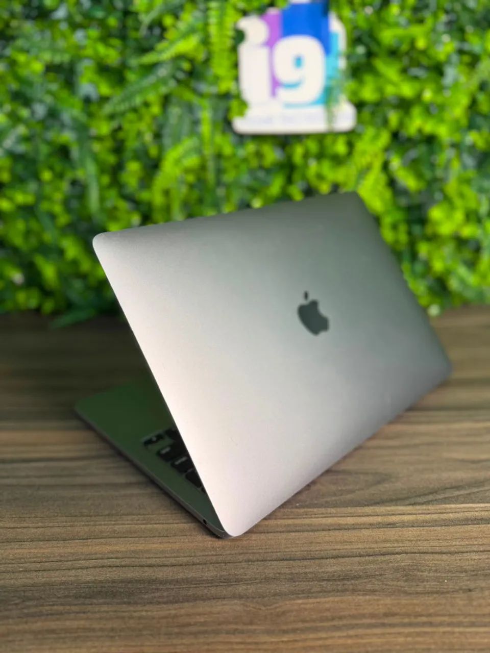 Macbook Pro 2020 A2338 Chip Apple M1 16GB 512GB 467 ciclos de