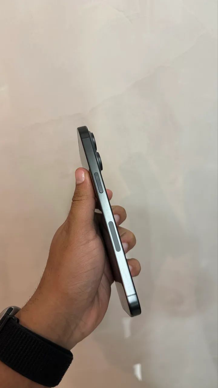 iPhone 15 pro max zero sem marcas  - Foto 4