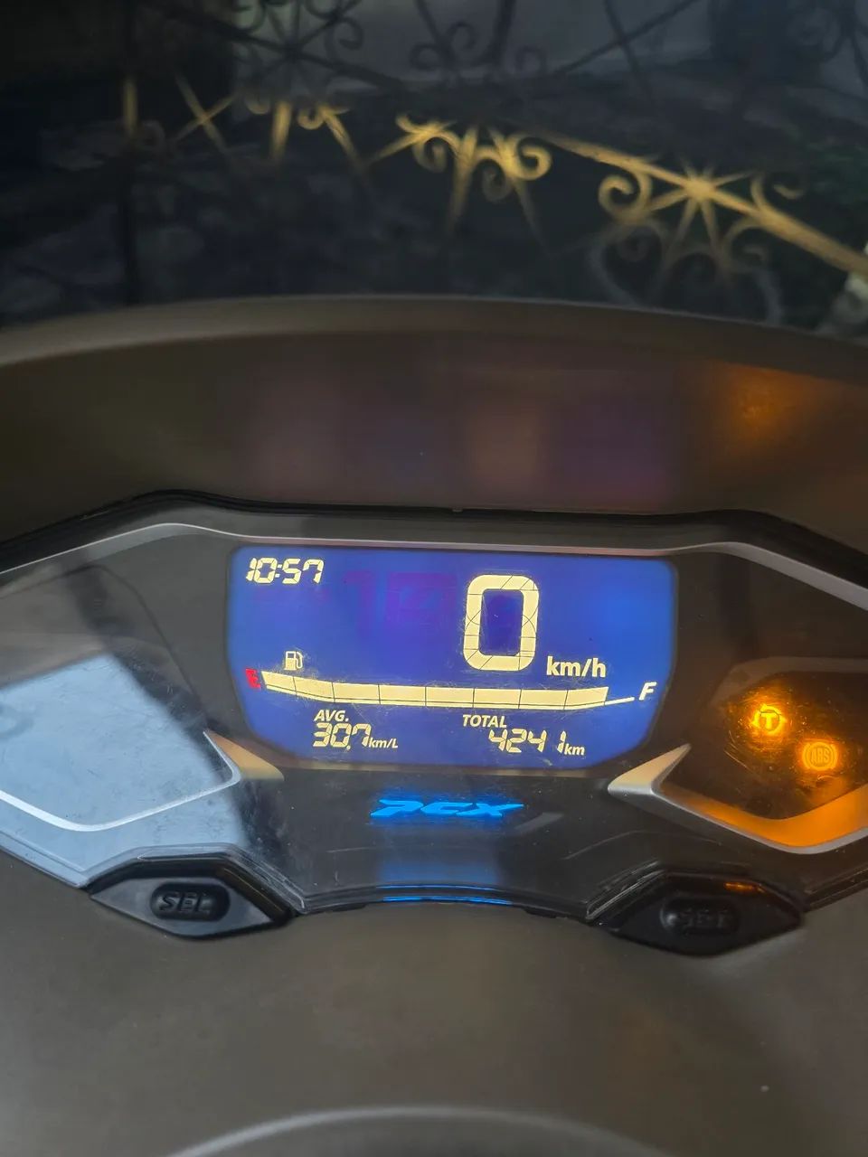 PCX DLX 2023 com pouca quilometragem! - Foto 2