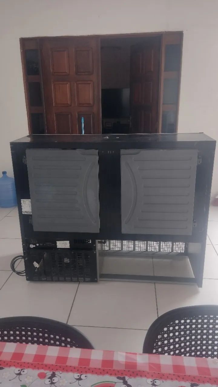 Vitrine Refrigerada Ar Forçado Gelopar Gpfa 140cm - Foto 2