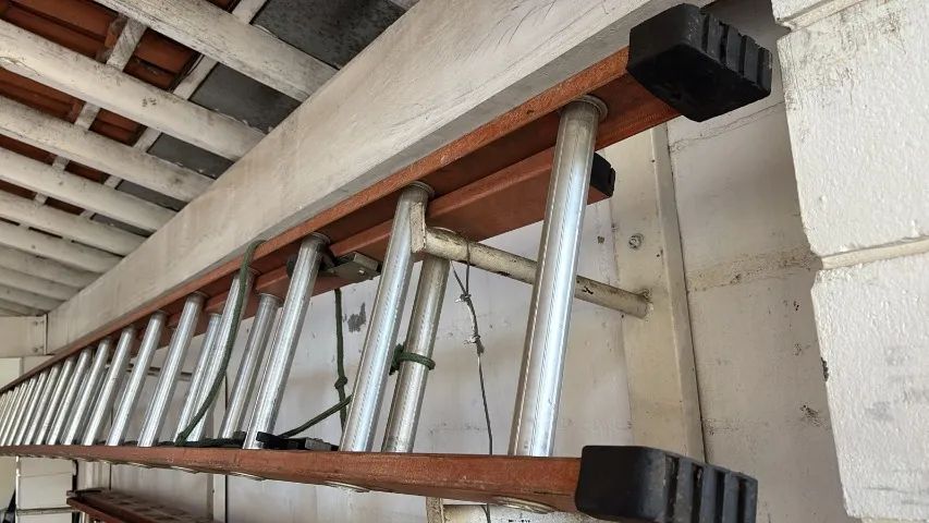 ESCADA - Foto 2