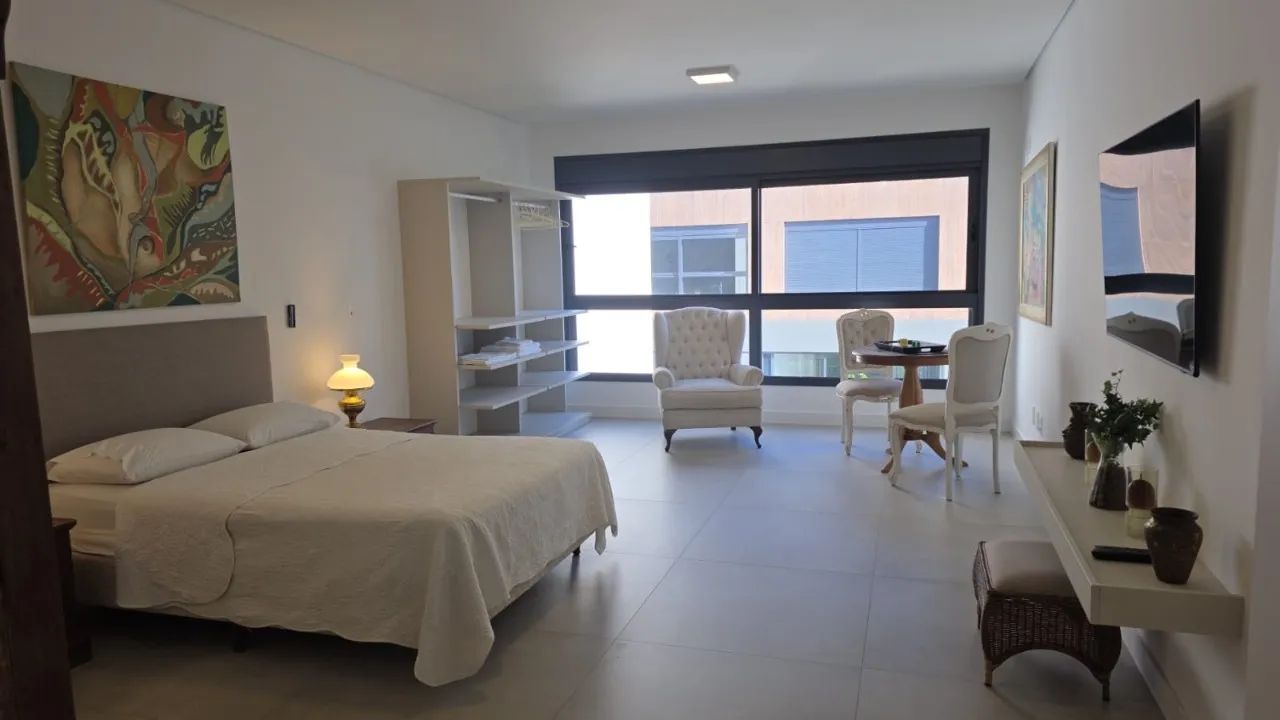 Studio 62m² mobiliado no bairro Saco Grande - Foto 2