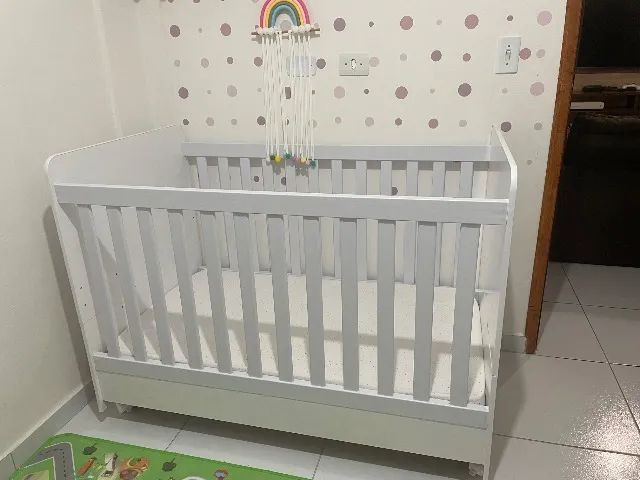 Berço que vira cama 