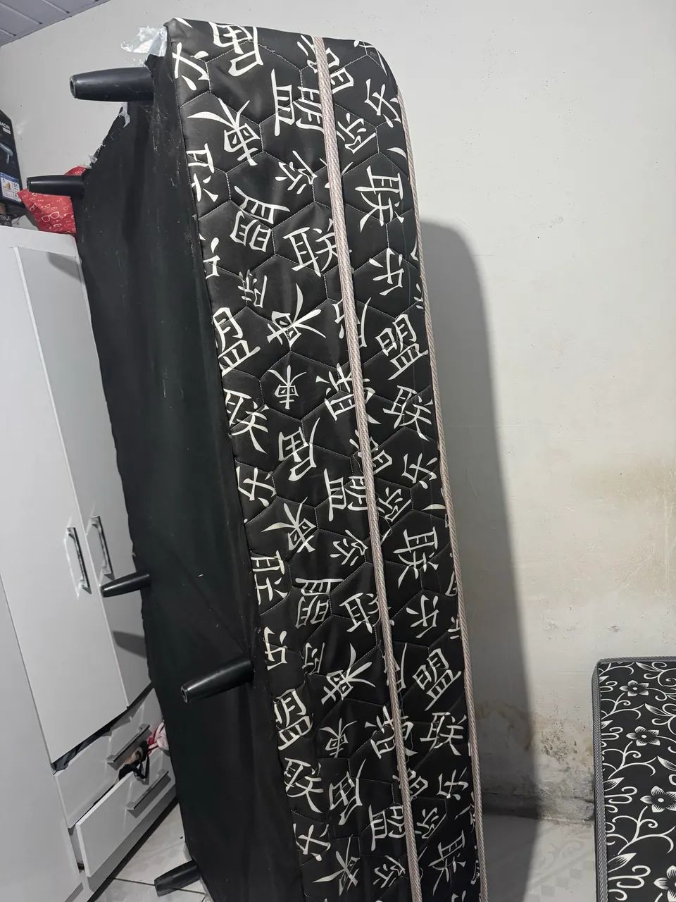 Cama de solteiro 