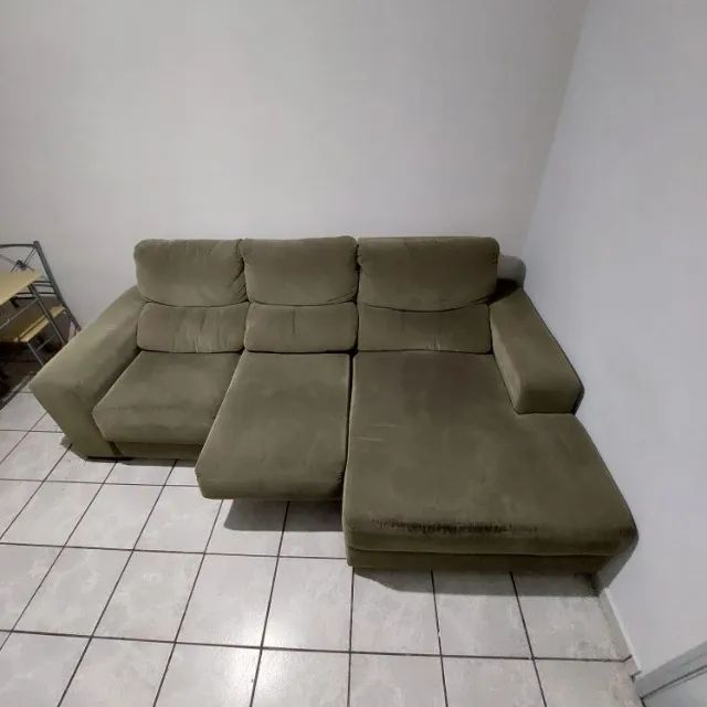 Sofá 3 lugares em ótimo estado, grande, retrátil