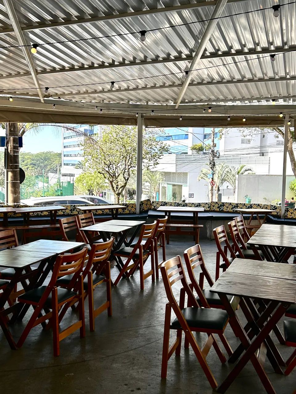 Vendo Restaurante funcionando JD Aquarius SJC SP
