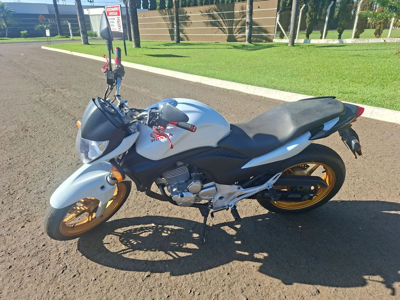 Vendo Cb300r 2012