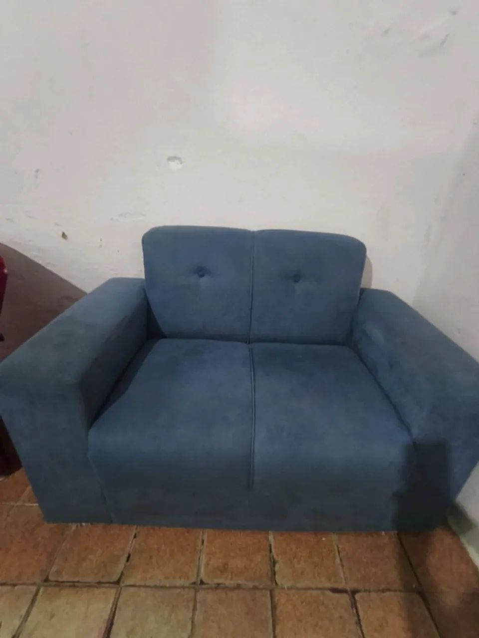 Sofá Dois Lugares Compacto