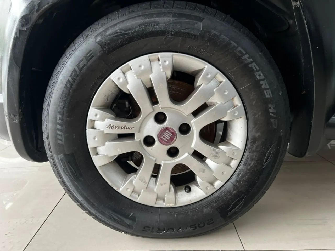 Fiat Strada Adv.ext./ Ext. 1.8 Locker Flex CD 2010 - Foto 4