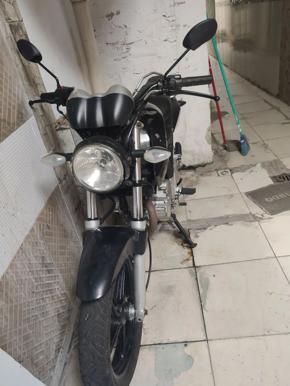 Vendo moto cbx Twister 250 ano 2002 - Foto 2