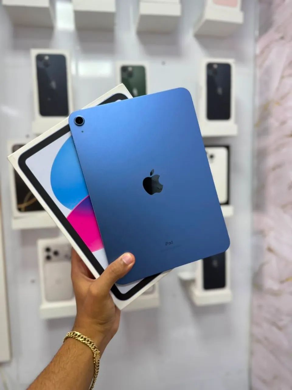 IPAD 10 64 GB - 2199,00