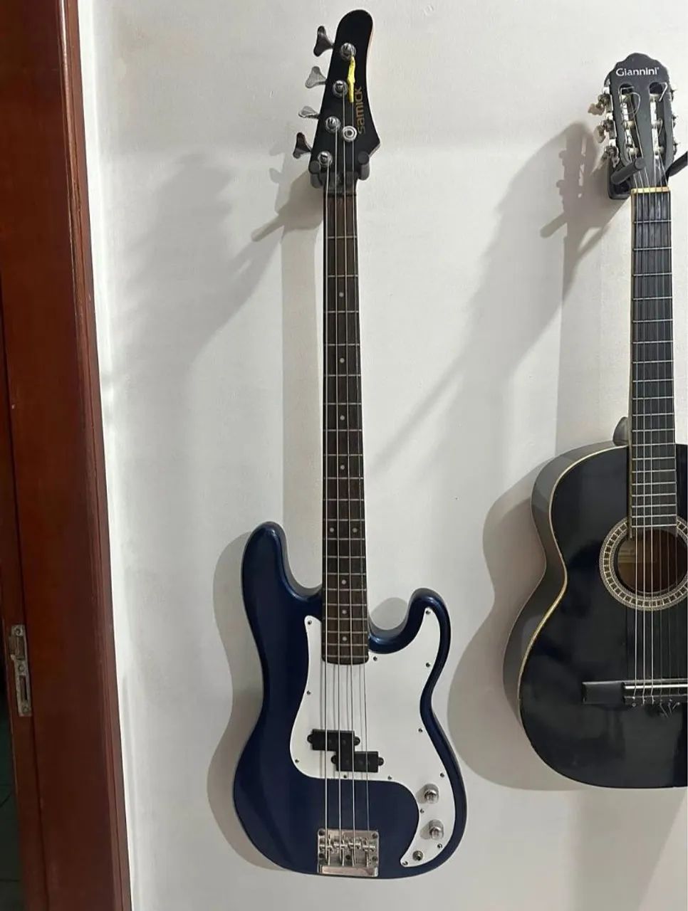 Contrabaixo precision - samick 