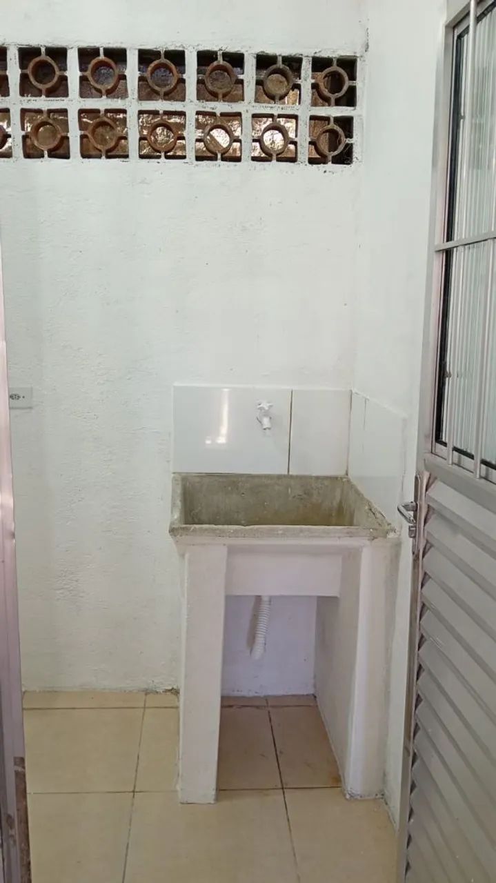 Aluga-se quarto cozinha  - Foto 2