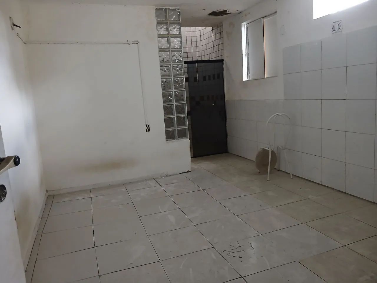 Aluga-se Apartamento FLAT