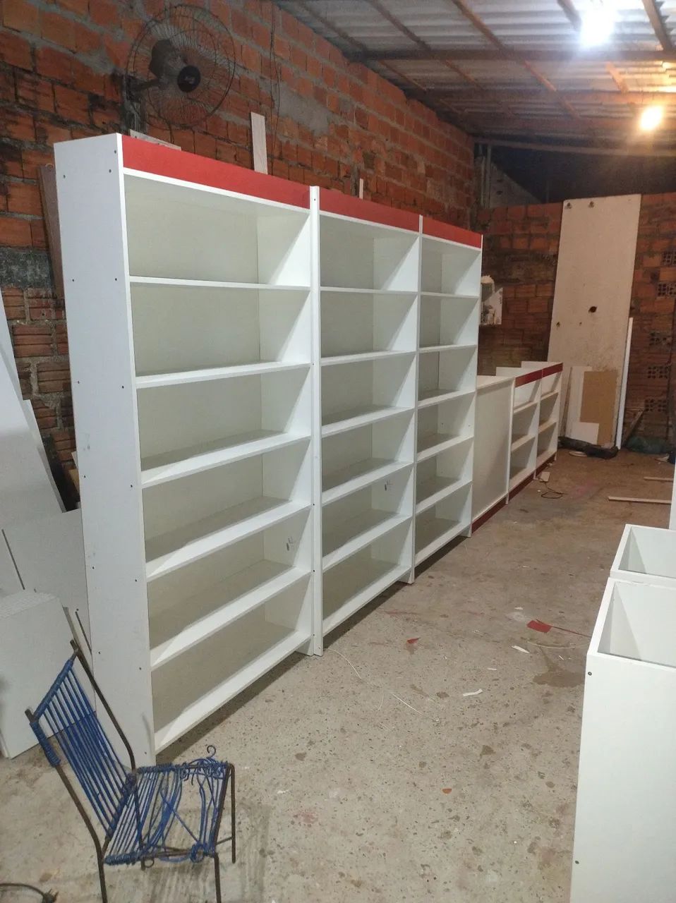 Móveis planejados para farmácia novos  - Foto 5