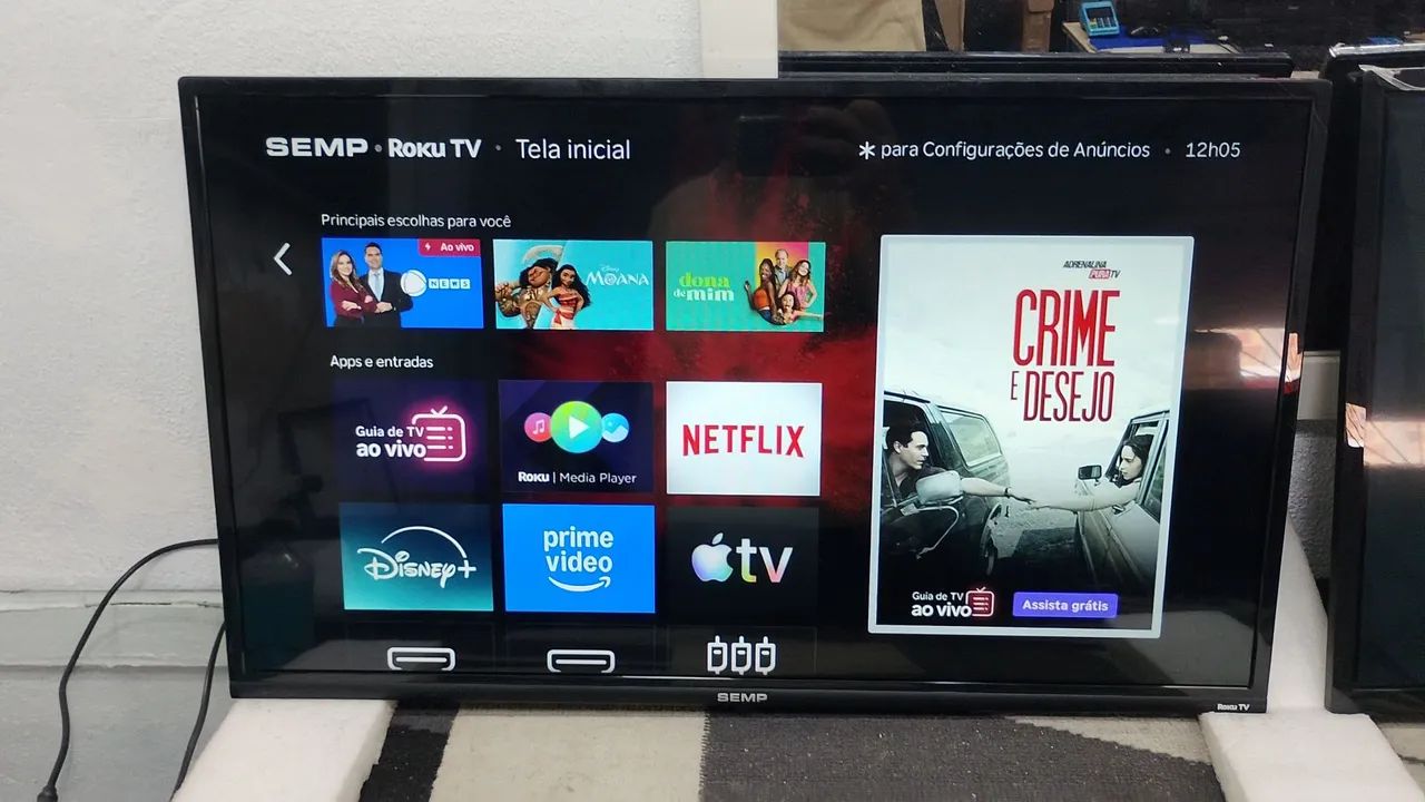 Vendo TV SEMP 32 Polegada ROKU TV.