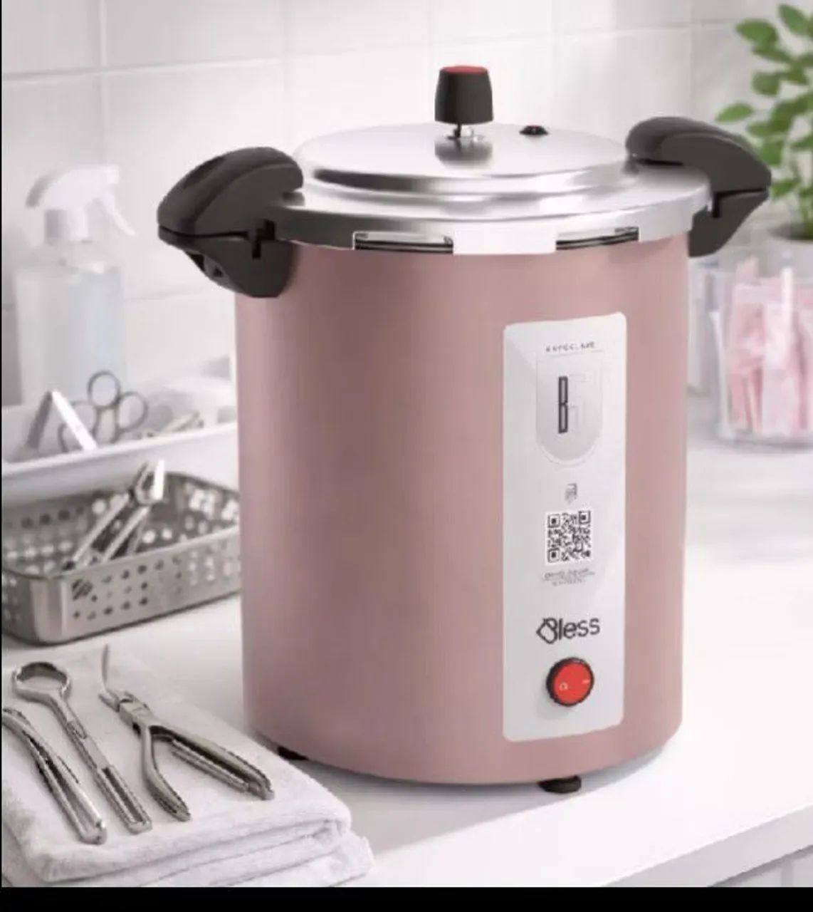 Autoclave nova na caixa