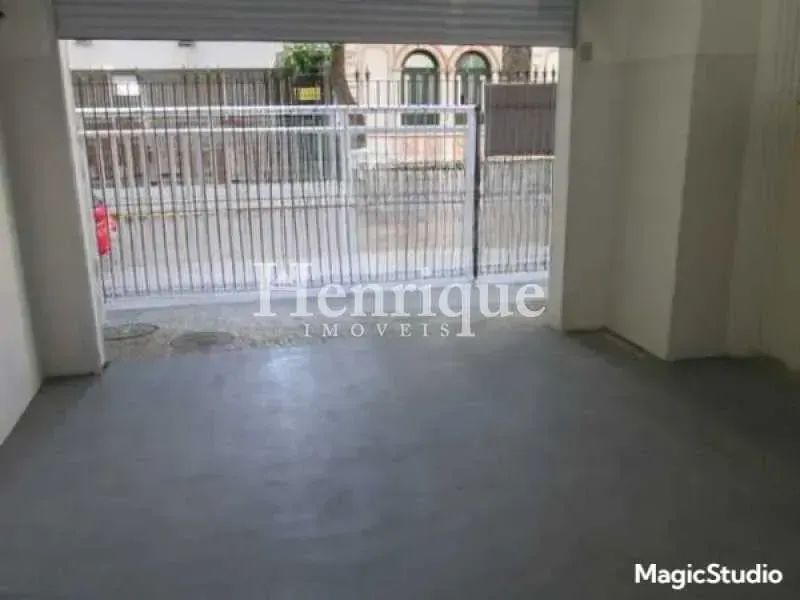 Loja : / Comercial / Catete
