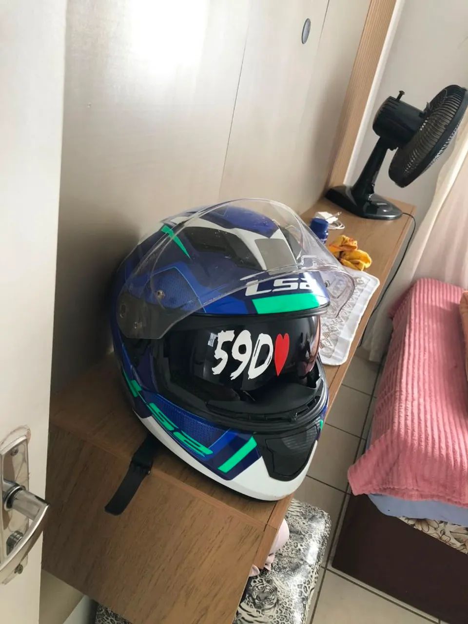 Vendo capacete LS2 com óculos - Foto 4