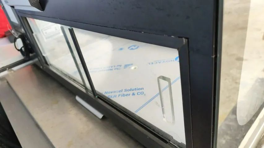 Vitrine de Sushi Refrigerada Gelopar 1,20m Preta - NOVA (Nunca Usada) - Foto 5