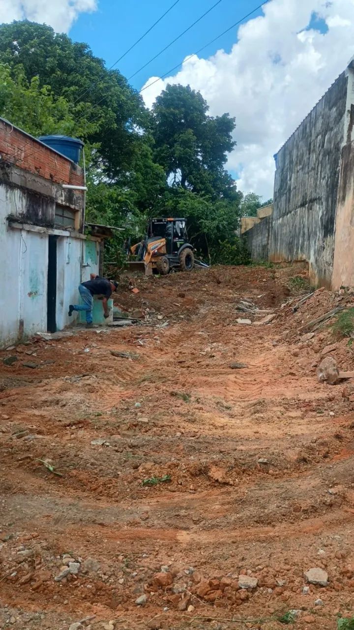 DEMOLIÇÃO E TERRAPLANAGEM - Foto 2