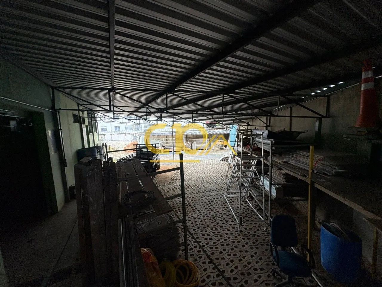 Lote/Galpão, bairro Dona Clara - Foto 5