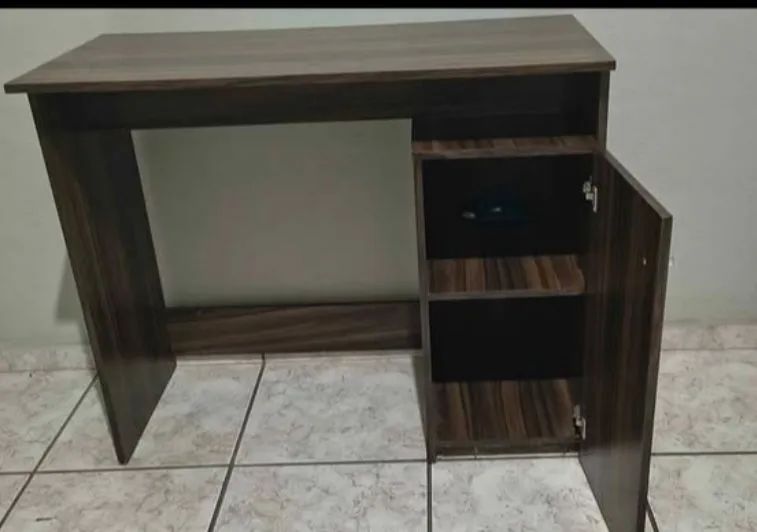 Escrivaninha  - Foto 2